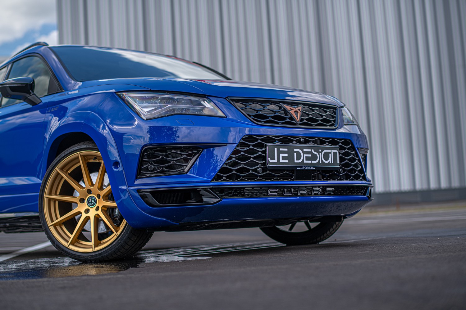 JE DESIGN GmbH - make dreams come blue 😉💙 #cupra #ateca