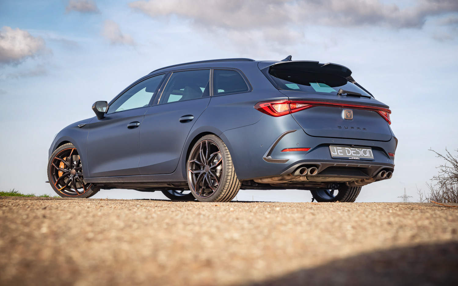 SHOWCAR Cupra Leon KL VZ Sportstourer STREETRACE petrol blue matte (EN)