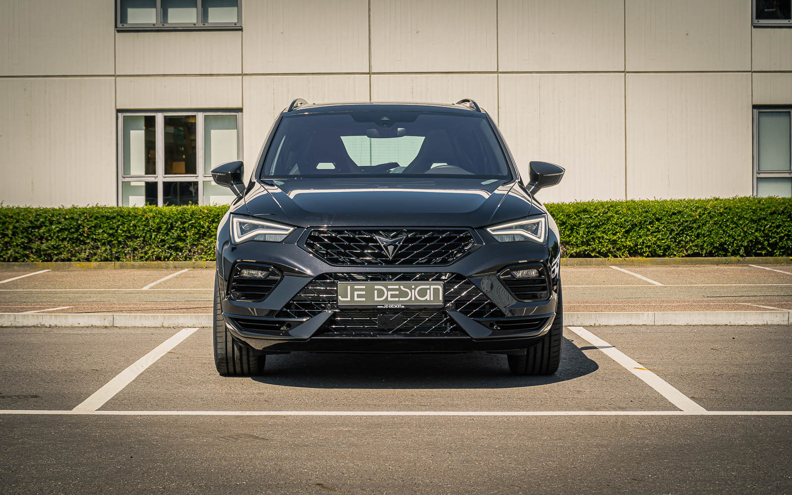 SHOWCAR: Cupra Ateca 5FP fl. WIDEBODY Magic Black Rubí (EN)