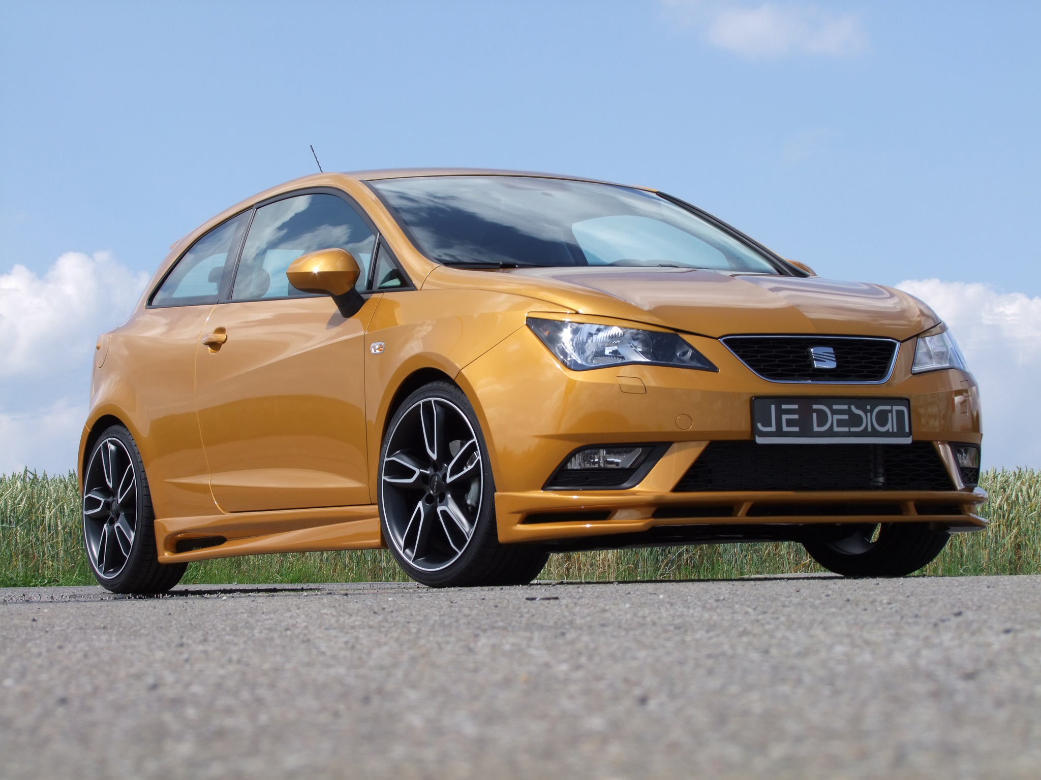 JE DESIGN Seat Ibiza 6 J SC Facelift Nicht FR Gold 01