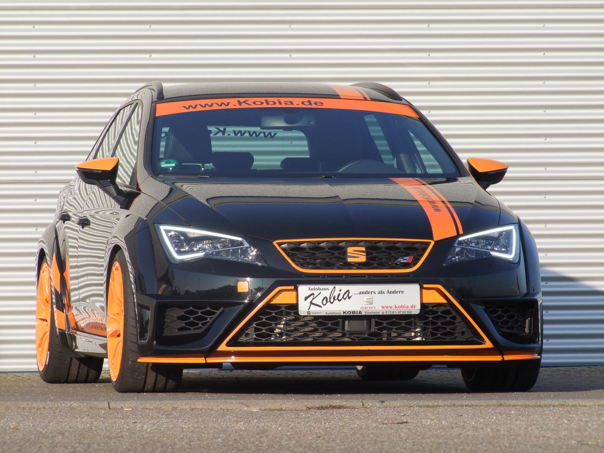 Seat Leon ST Tuning: JE Design legt auch den Kombi tiefer - AUTO BILD