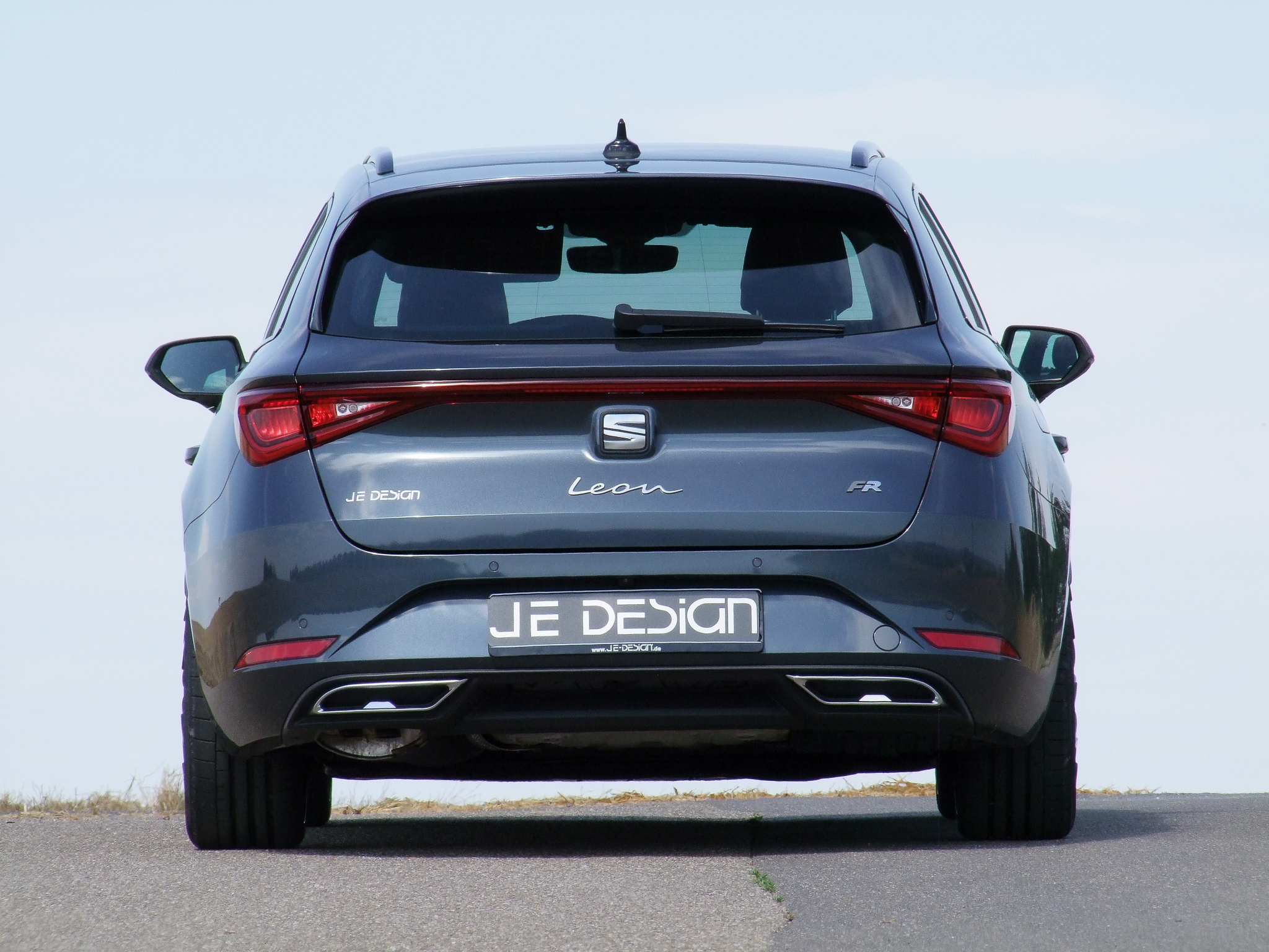 JE DESIGN Seat Leon KL ST 19 Zoll Felgen Und Tieferlegung 02