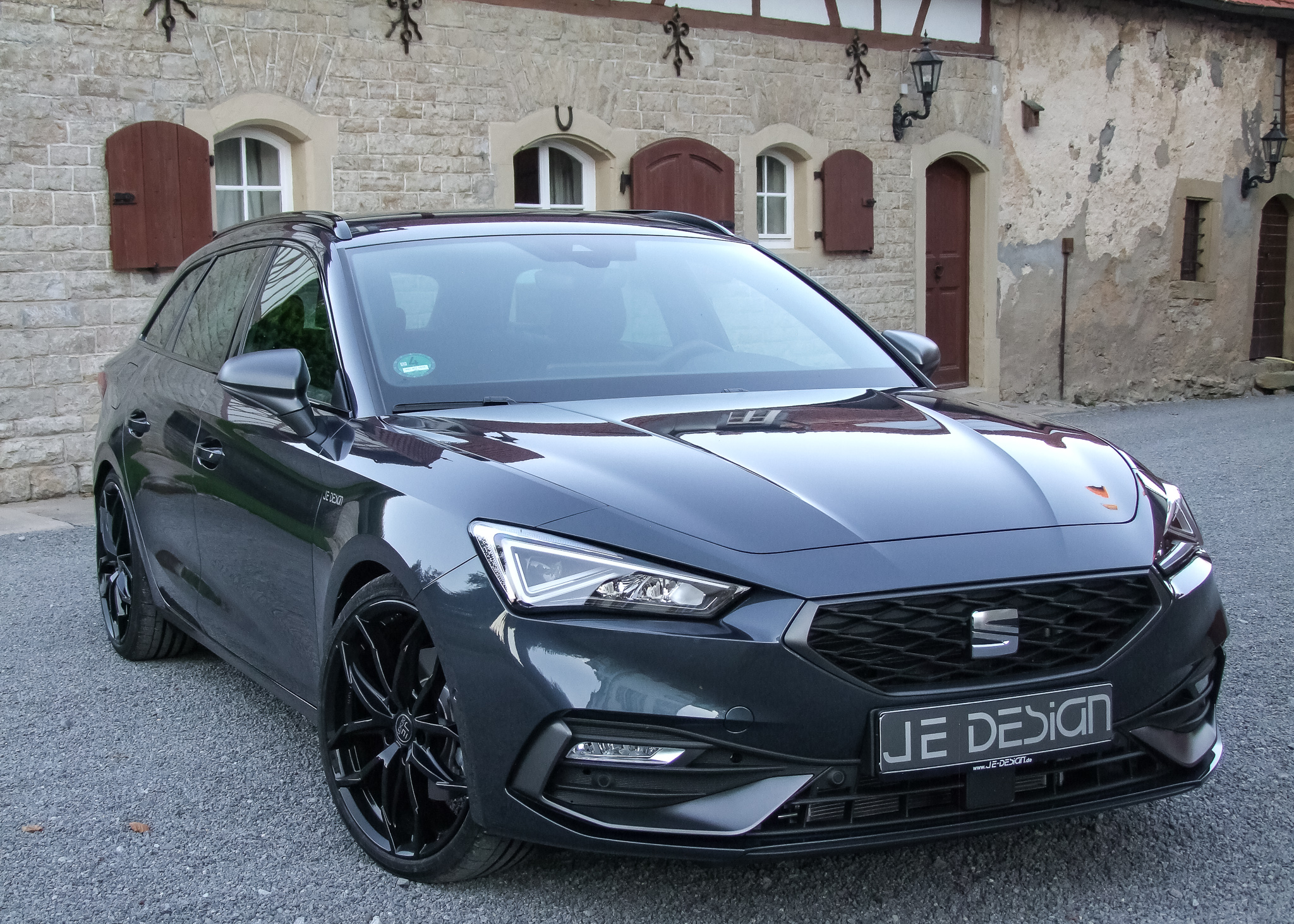 JE DESIGN Seat Leon KL ST Schloss 19 Zoll Felgen Und Tieferlegung 07