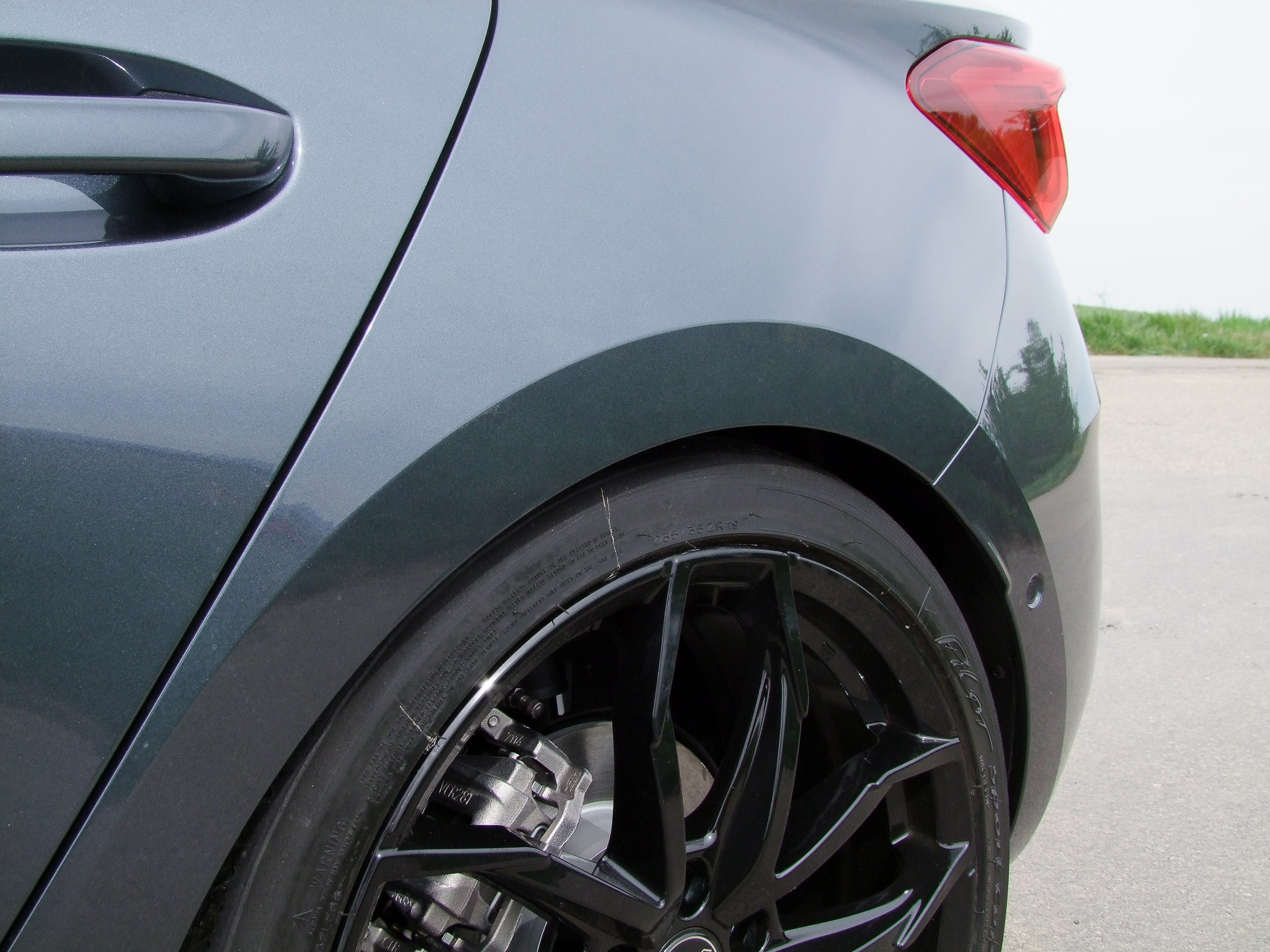 JE DESIGN Lucca Felge In 19 Zoll Auf Seat Leon KL FR 04
