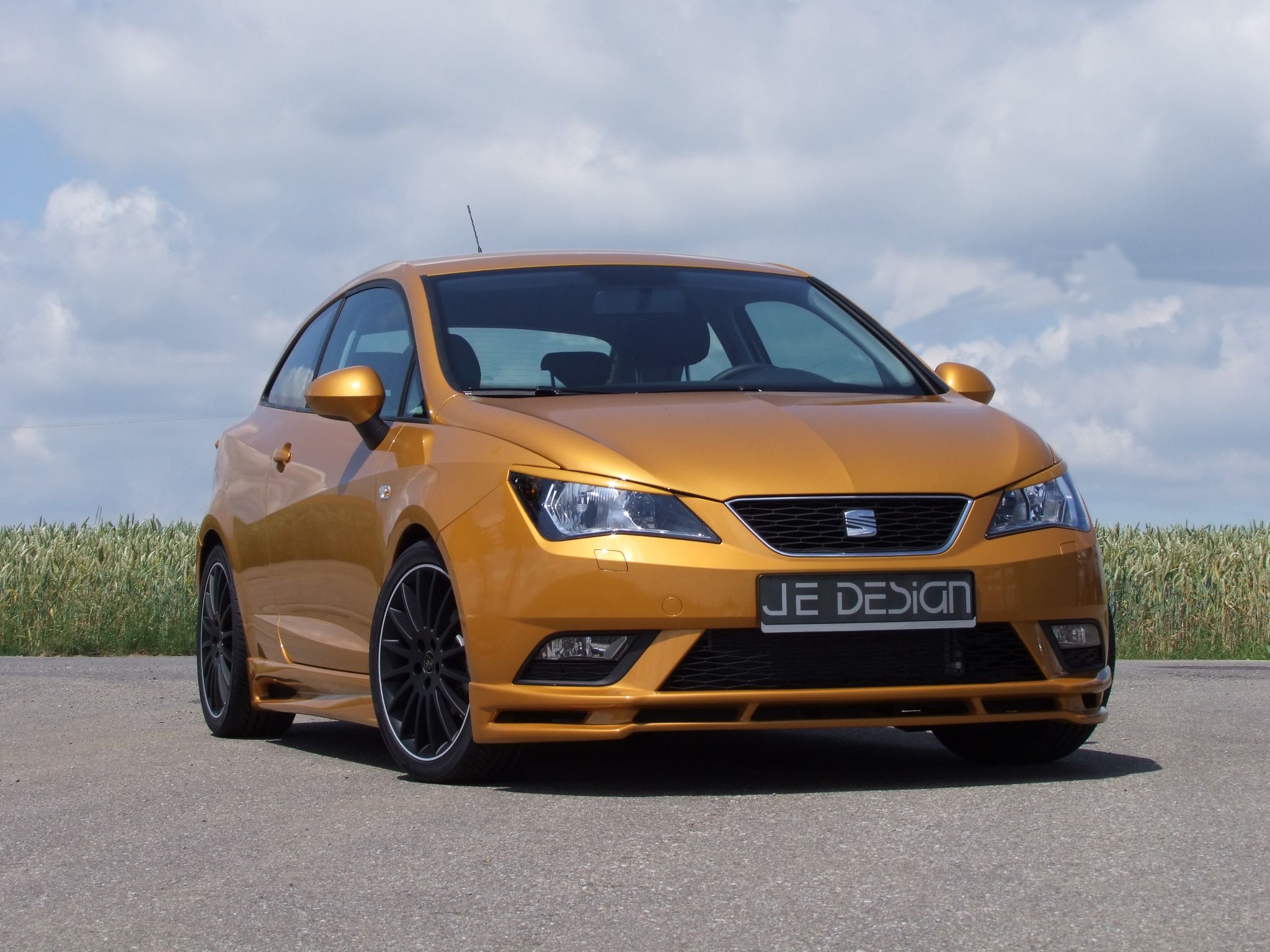 JE DESIGN Seat Ibiza 6 J SC Facelift Nicht FR Gold 08