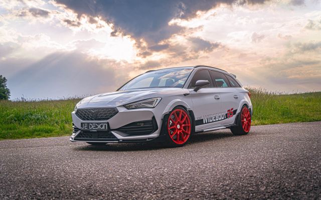 SHOWCAR: Cupra Leon KL VZ Sportstourer WIDEBODY RS nevada white metallic (EN)