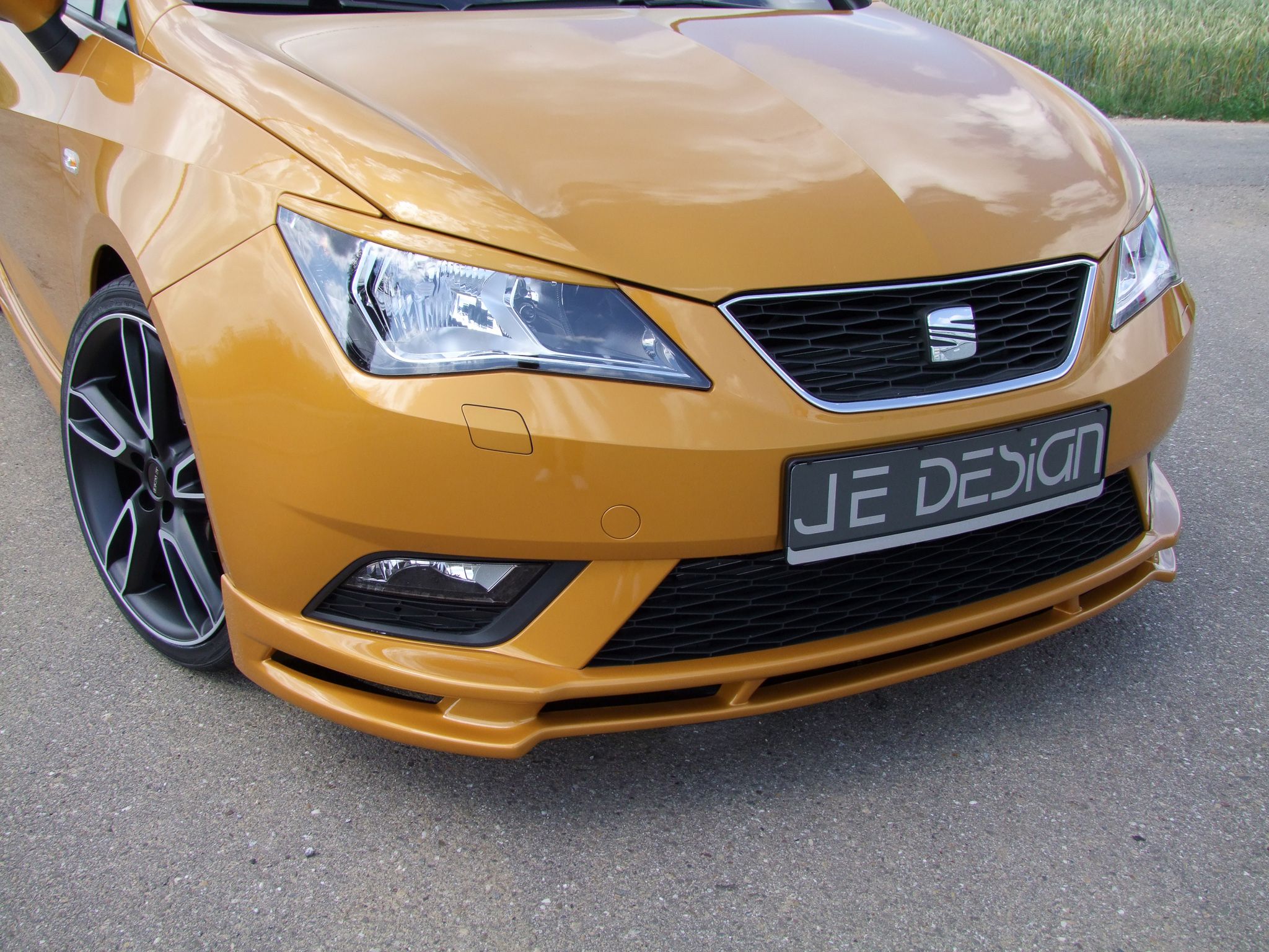 JE DESIGN Seat Ibiza 6 J SC Facelift Nicht FR Gold Frontspoiler 02